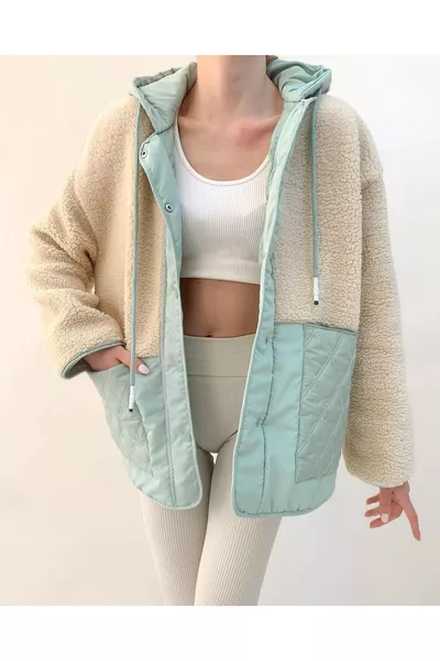 معطف مبطن من المخمل