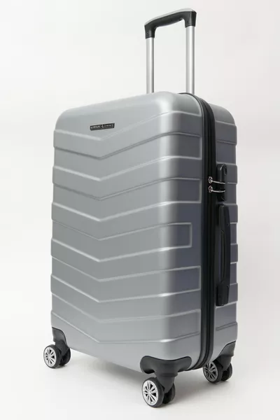 حقيبة سفر فضية كبيرة الحجم