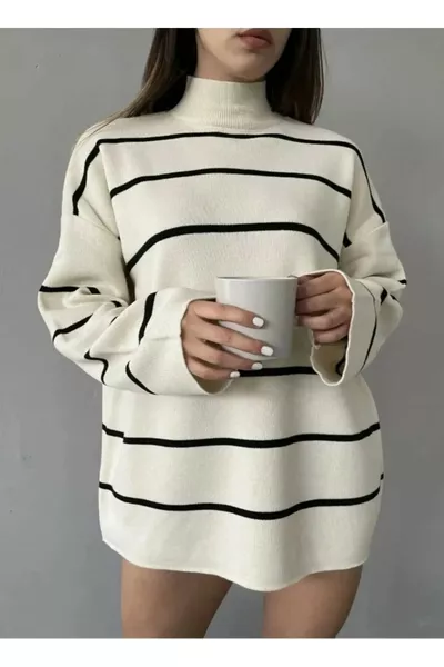 كنزة صوفية سوداء بياقة صيد