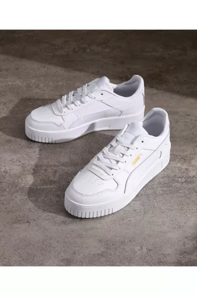 حذاء يومي نسائي كارينا ستريت  أبيض