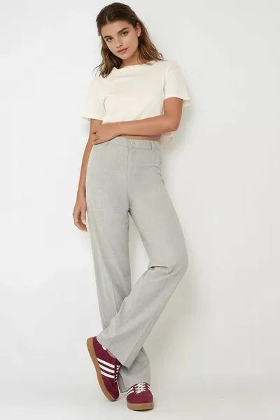 بنطال قماش مستقيم الخصر عالي