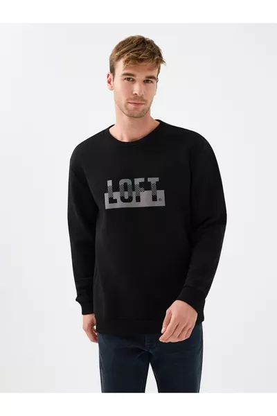 سويت شيرت رجالي بقصة عادية