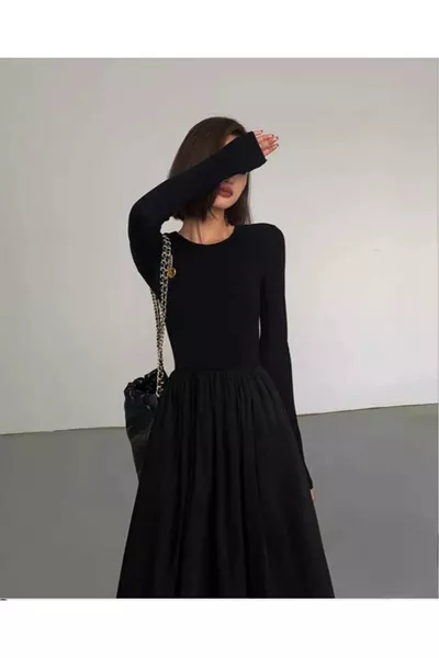 فستان طويل بأكمام طويلة مع تنورة واسعة من كادين إيفا