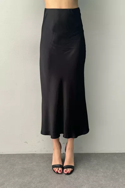 Satin schräger Rock