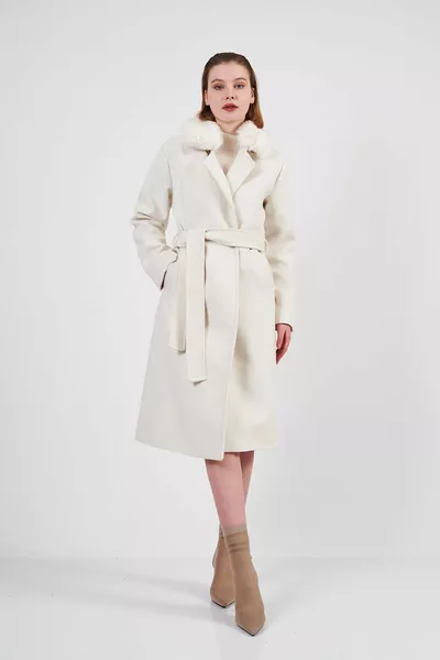 Manteau en laine avec col en fourrure femme / Collection