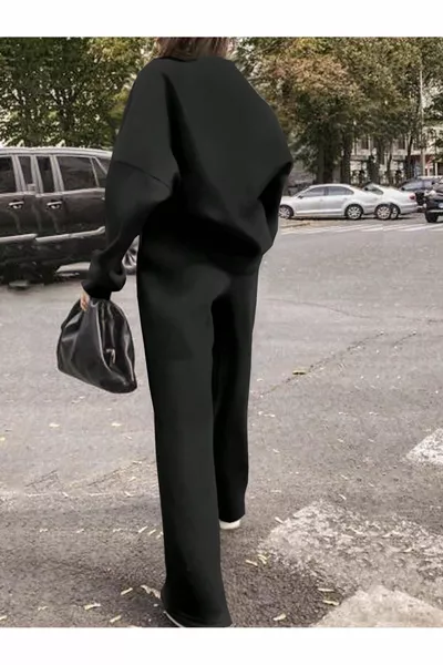 طقم رياضي نسائي أسود واسع الساقين من الأعلى والأسفل كبير الحجم