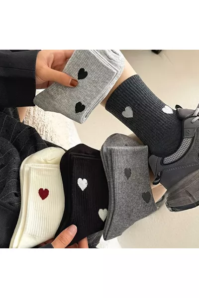 جوارب نسائية مريحة ملونة بتصميم قلب مزدوج، مناسبة للكليات والتنس