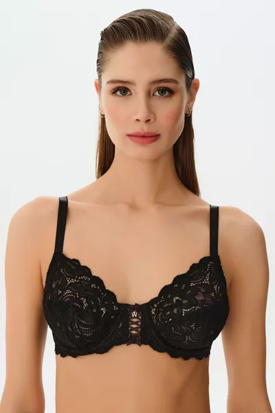 Сутиен с дантела с оформящи свойства Isabelle
