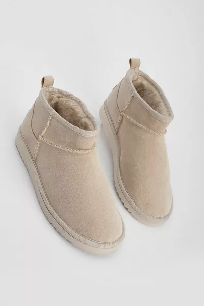 حذاء نسائي يومي بكعب قصير بيج من الجلد السويدي