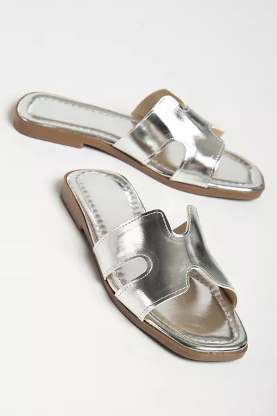 نعال نسائية يومية