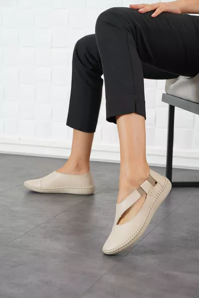 Chaussures femme Cesa Yan Lastik en cuir véritable beige