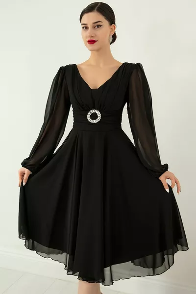 Шифоновое платье с пряжкой и поясом 