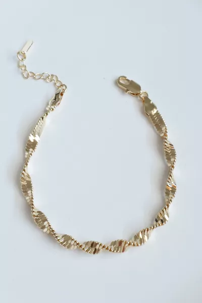 Women's Bracelet, Does Not Tarnish, Gold Color, VIP Series, Imported Twisted-Italian Chain Bracelet