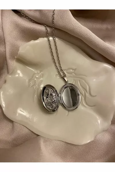 Aufklappbare Halskette