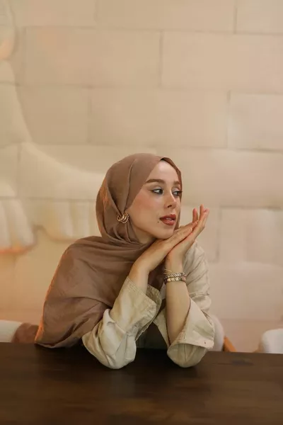 Neo Cotton Scarf Dark Beige