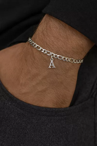 سوار من الفولاذ مع حرفين، للحبيب، للزوجين، للأصدقاء، سوار شخصي