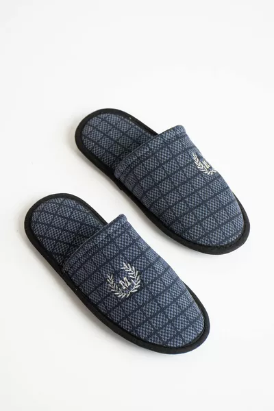 Pantofole da casa da uomo con ricamo