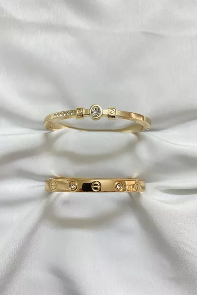 سوار نسائي مطلي بالذهب