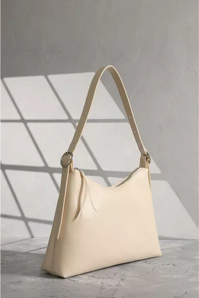 حقيبة نسائية كريمية لليد والكتف