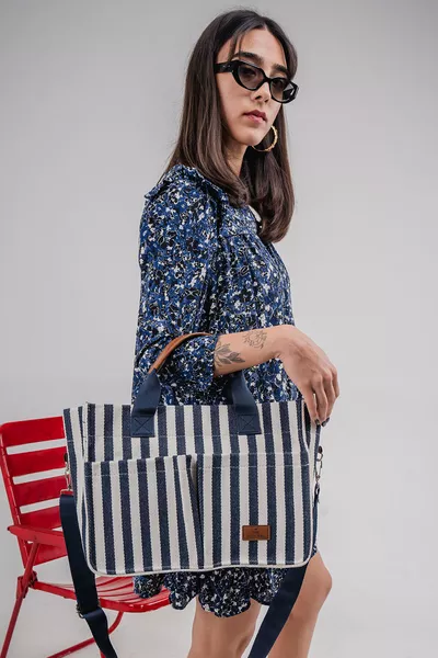 ÜÇ GÖZLÜ THE TOTE BAG LACİVERT ÇİZGİLİ CANVAS KADIN OMUZ ÇANTA