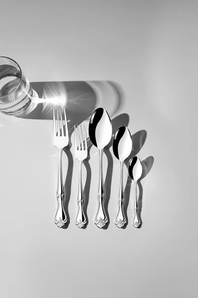 Лалезар Саде Комплект за 6 души с  части с вилици и лъжици в кутия