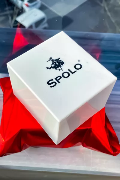 ساعة يد رجالية بسوار معدني فضي اللون للموسم الجديد مع سوار هدية، هدية ليوم الأب