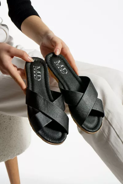 Zwarte Dames Slippers met Kruisband voor Buiten en Thuis