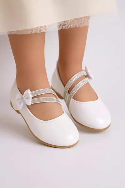 Witte meisjesballetjes met dubbele stenen en klittenbandstrik