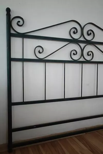 رأس سرير دريم من الحديد المطاوع