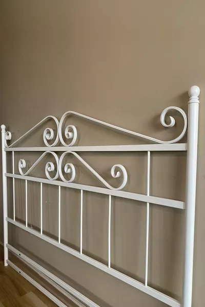 رأس سرير دريم حديد مشغول  سم