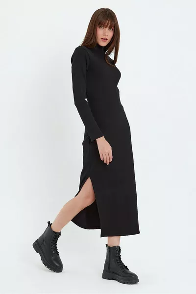 Kashcorse Coltrui Gebreide Lange Jurk met Split Zwart