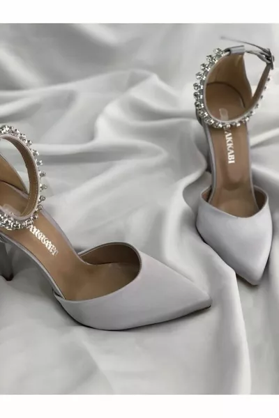 Gizmo رمادي الساتان الكعب خنجر فساتين السهرة