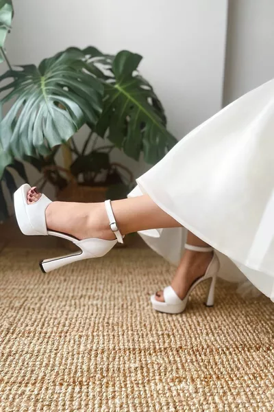 المرأة العروس الزفاف الزفاف الأحذية ماتي الجلود منصة واحدة الفرقة المفتوحة اصبع القدم الكعب العالي