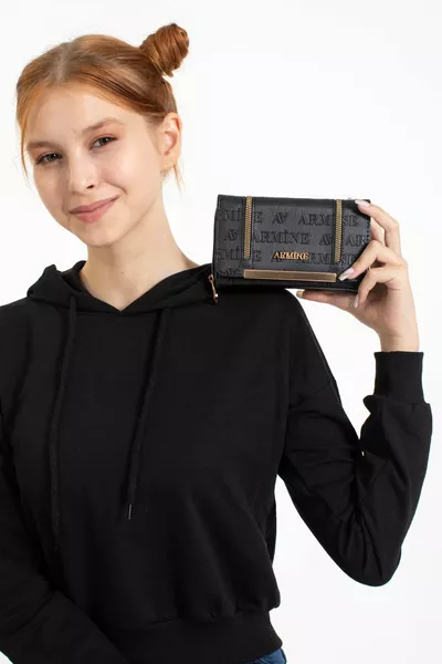 محفظة 
ليزر أسود