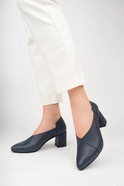 جلد طبيعي كحلي أزرق نسائي كعب أحذية جلدية 