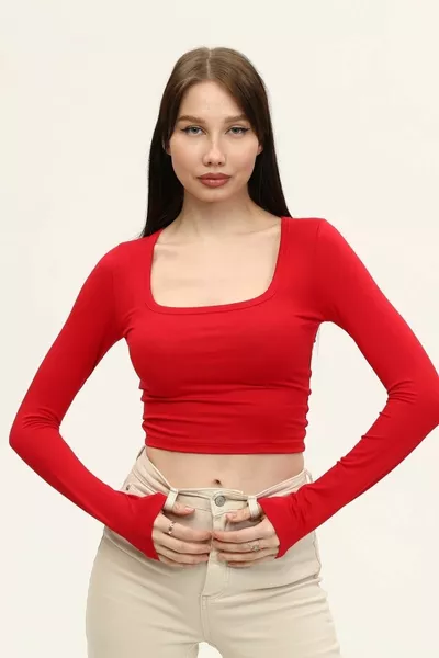 المرأة الأحمر مربع الرقبة طويلة الأكمام بلوزة المحاصيل