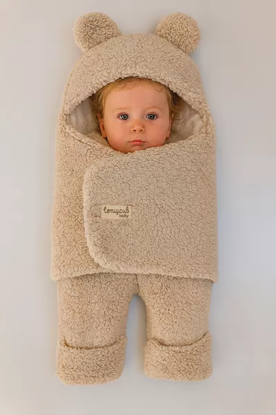  Month Plush Welsoft Fiber Ear-Hooded Mink Outer Baby Swaddle & Blanket Winter Sleeping Bag