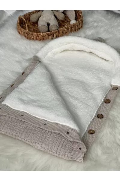 Плетен бебешки одеяло с ивици, вътрешна част от велсофт