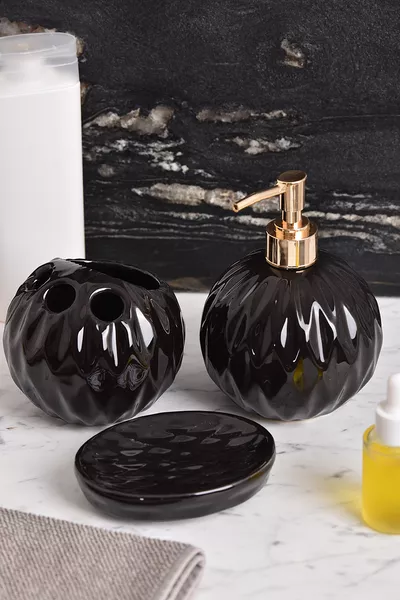 Moderne porseleinen badkamerset met vloeibare zeepdispenser