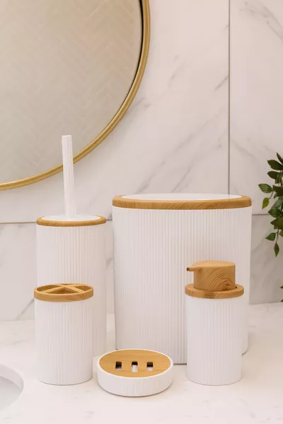 Witte Bamboe Patroon 5-delige Badkamer Set Prullenbak, WC Borstel, Vloeibare Zeepdispenser, Tandenborstelhouder, Zeepbakje
