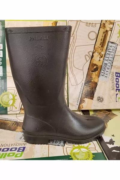 Bottes longues en crêpe avec machette