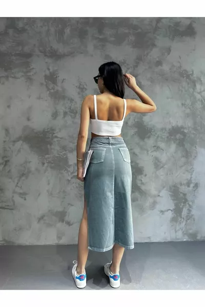 Дамска асиметрична дънкова пола с цепка