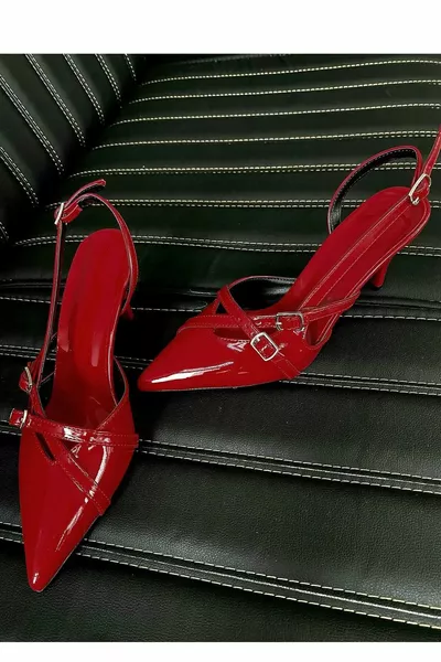 مدبب اصبع القدم اثنين من حزام مشبك الكعب الحديث الأحمر براءات الاختراع الجلود المرأة الكعب الكلاسيكي