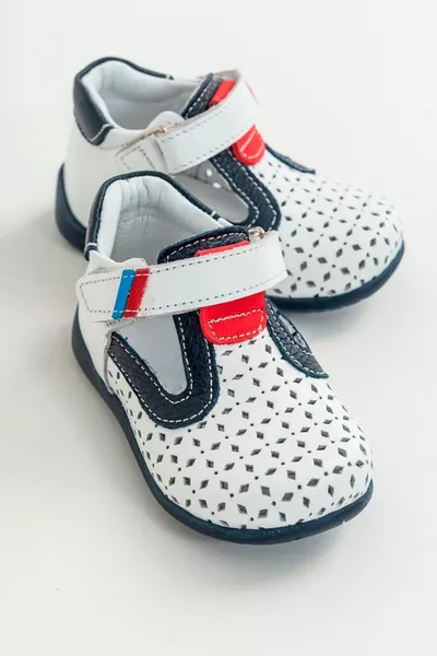 Унисекс Детская белая кружевная кожаная ортопедическая обувь для первого шага