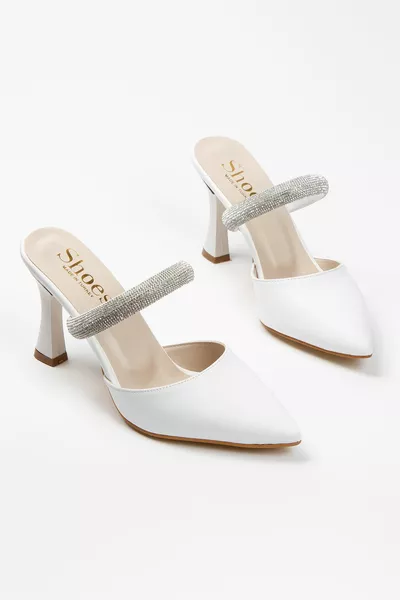 Style élégant pour femmes 9 cm Chaussons fermés avec pierre