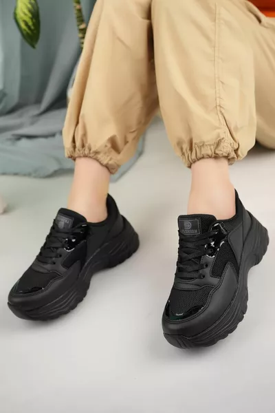 المرأة عارية الدانتيل الحجر تريكو المرأة حذاء رياضي