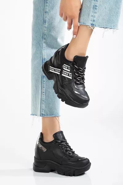 Sneakers con tacco imbottito da donna Urbanstride: abbigliamento quotidiano comodo ed elegante