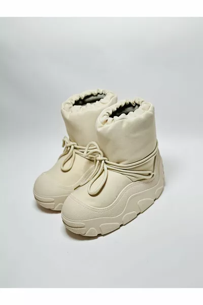 أحذية الثلج GORE / TEX ذات النعل السميك