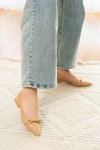 جيمي نيود (كعب 3 سم) كعب أصابع مدببة مع مشبك