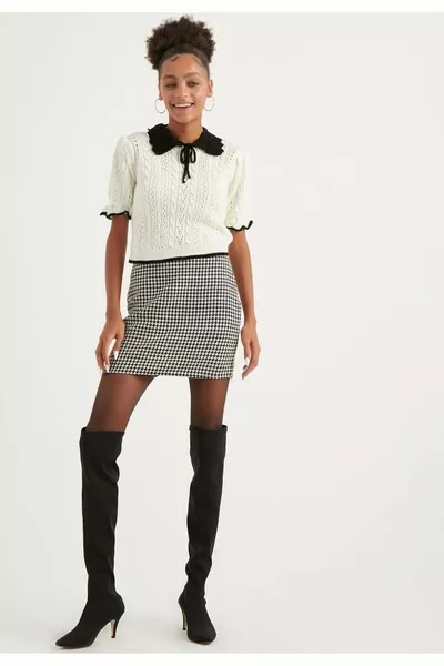 Мини пола с висока талия